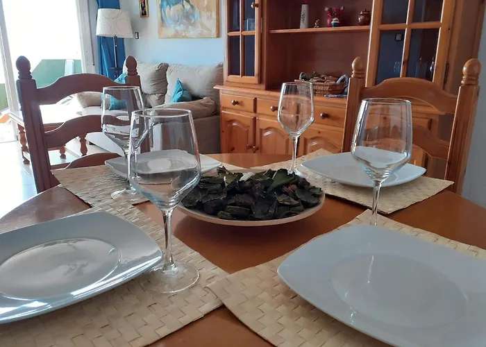 Alquiler Vivienda Turistica Fuengirola-torreblanca Paseo Maritimo Nº 110 * Fuengirola